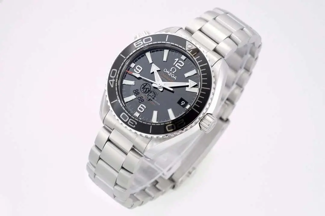 Seamaster Planet Ocean 600M Co-Axial Master Chronometer quadrante nero 39.5mm su bracciale - immagine 2