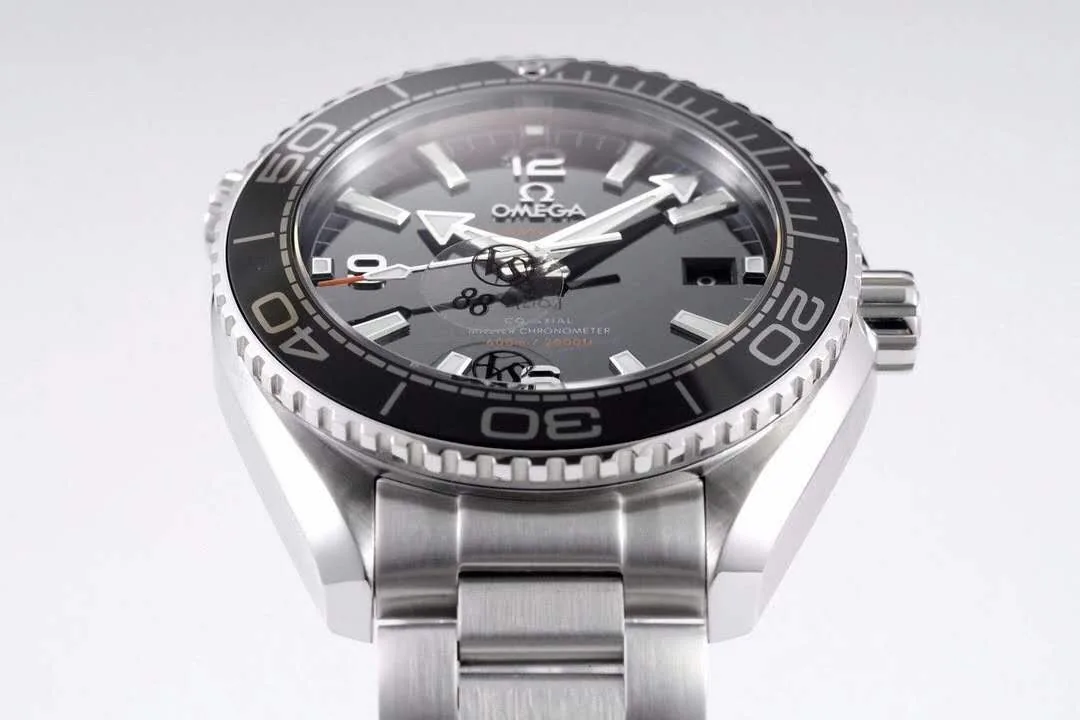 Seamaster Planet Ocean 600M Co-Axial Master Chronometer quadrante nero 39.5mm su bracciale - immagine 5
