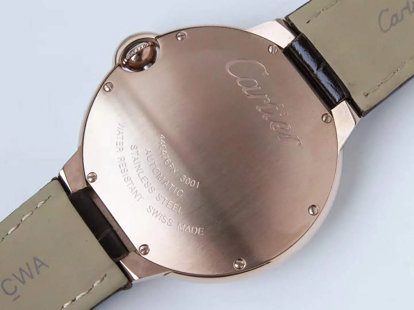 Ballon Bleu de Cartier 42mm weißes Zifferblatt mit Diamanten in Roségold – Bild 5
