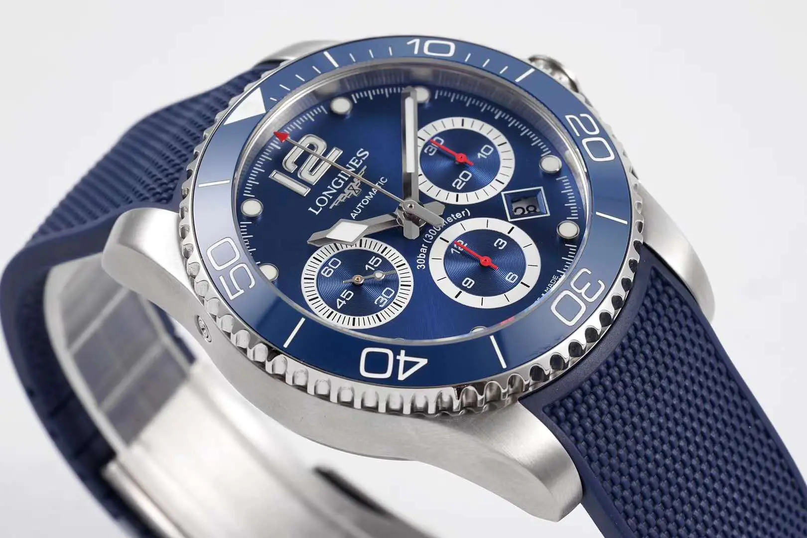 Hydroconquest cadran bleu sur bracelet en caoutchouc – Image 4
