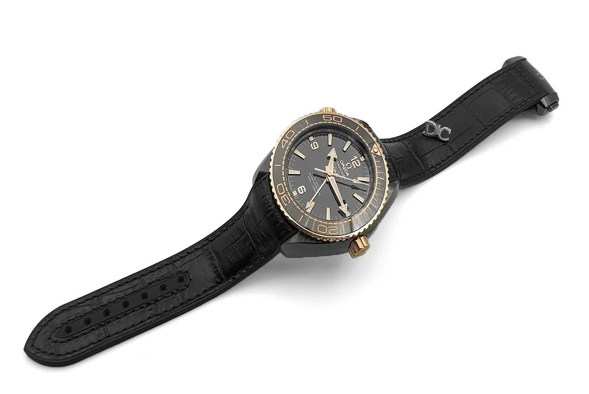 Seamaster Planet Ocean GMT “Deep Black” céramique or – Image 2