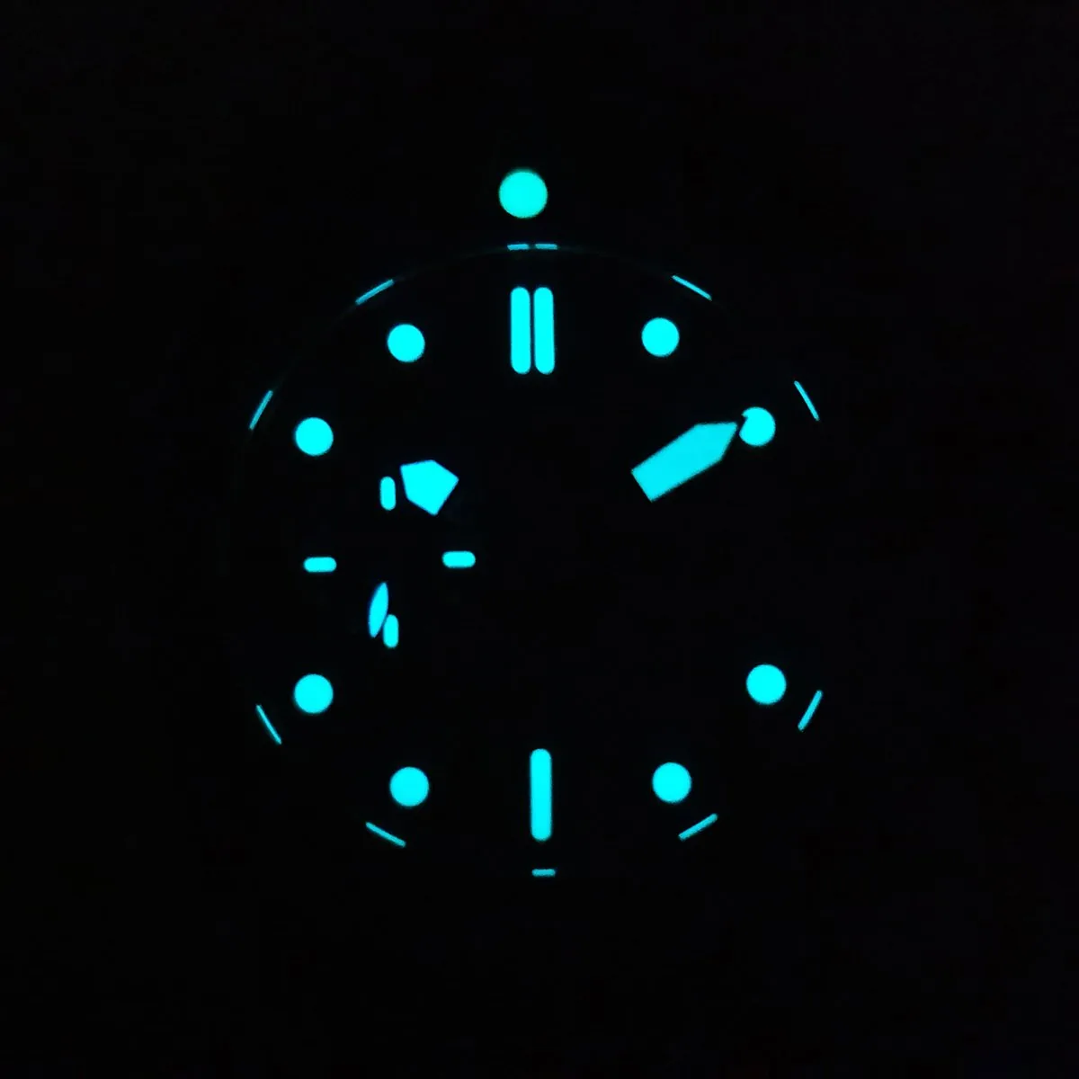 PAM1616 Luminor Submersible Carbotech - Imagen 14