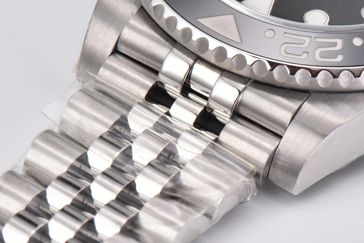 GMT Master II 126720VTNR on Jubilee Bracelet