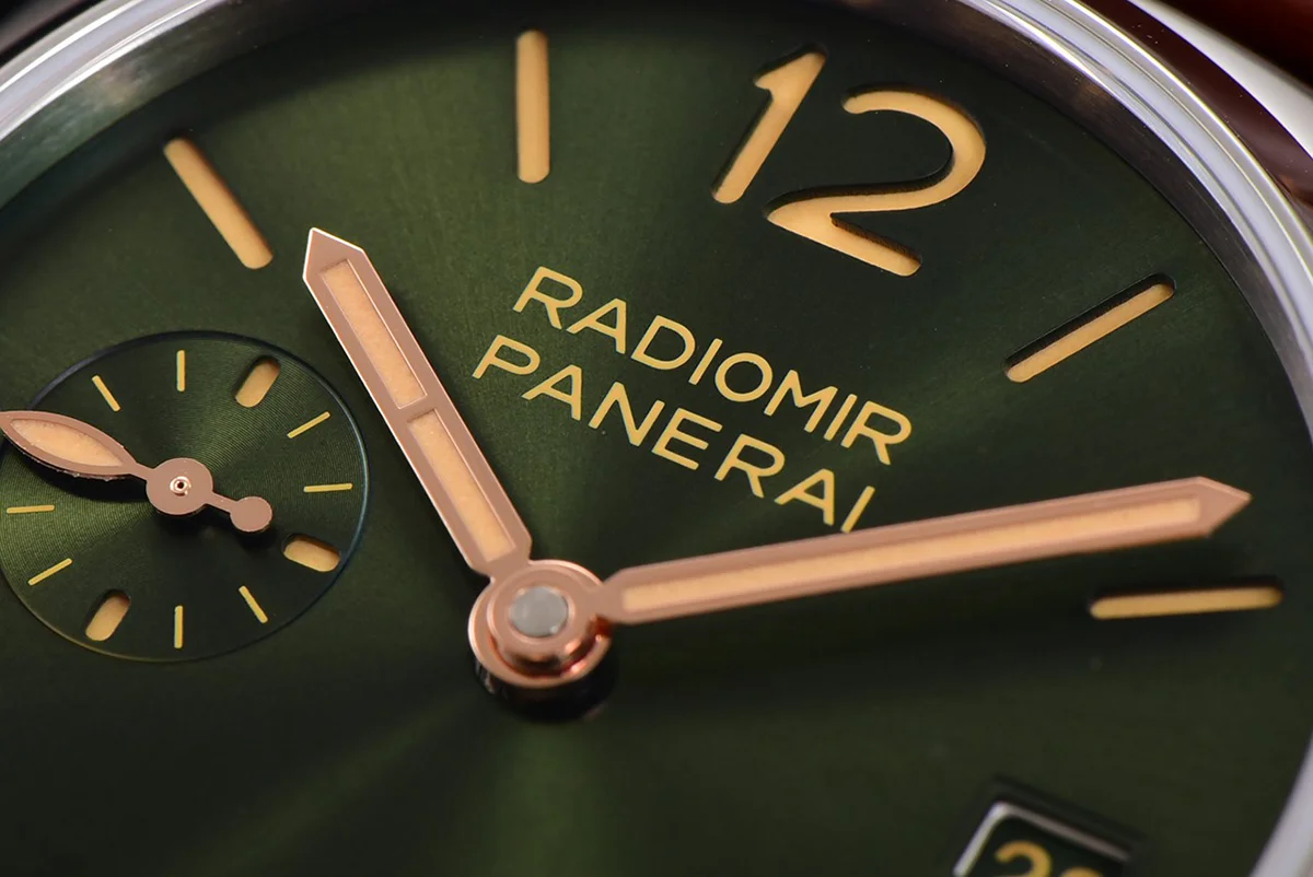 PAM1573 Radiomir Quaranta 40mm