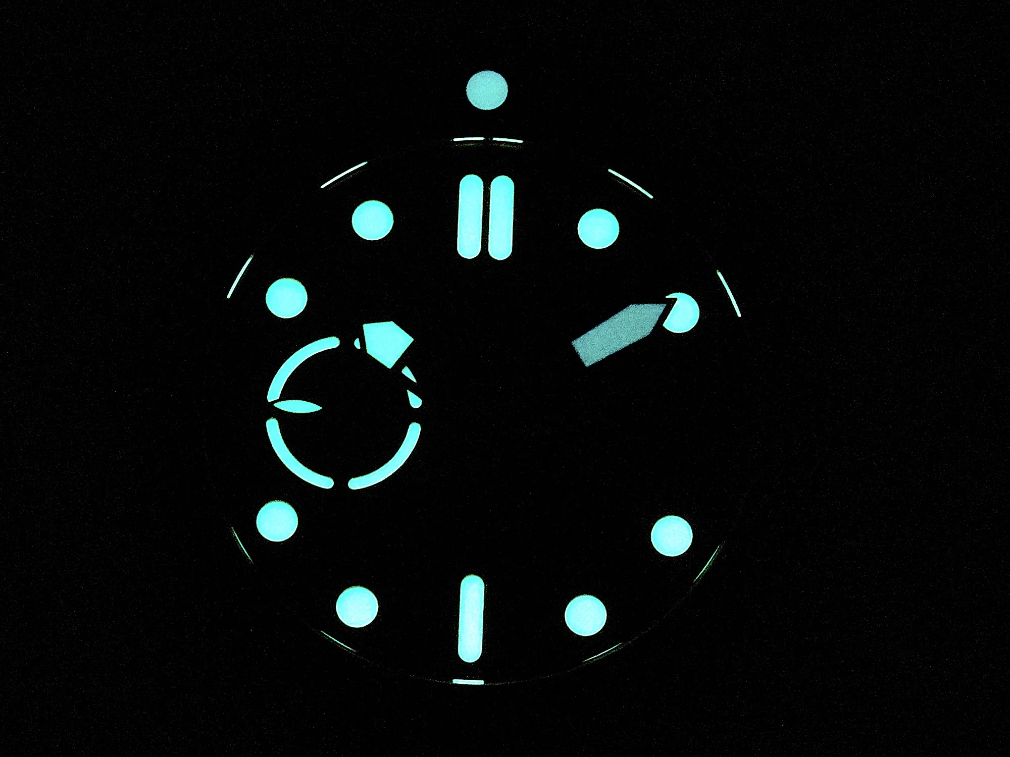 PAM984 Mike Horn Submersible VSF 1:1 Best Edition Black Dial on Black Nylon Strap P.9010 Clone