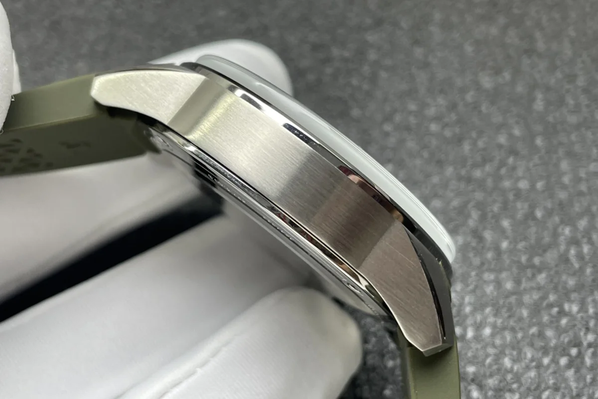 Polaris Automatic Green Dial Ref. Q906863J