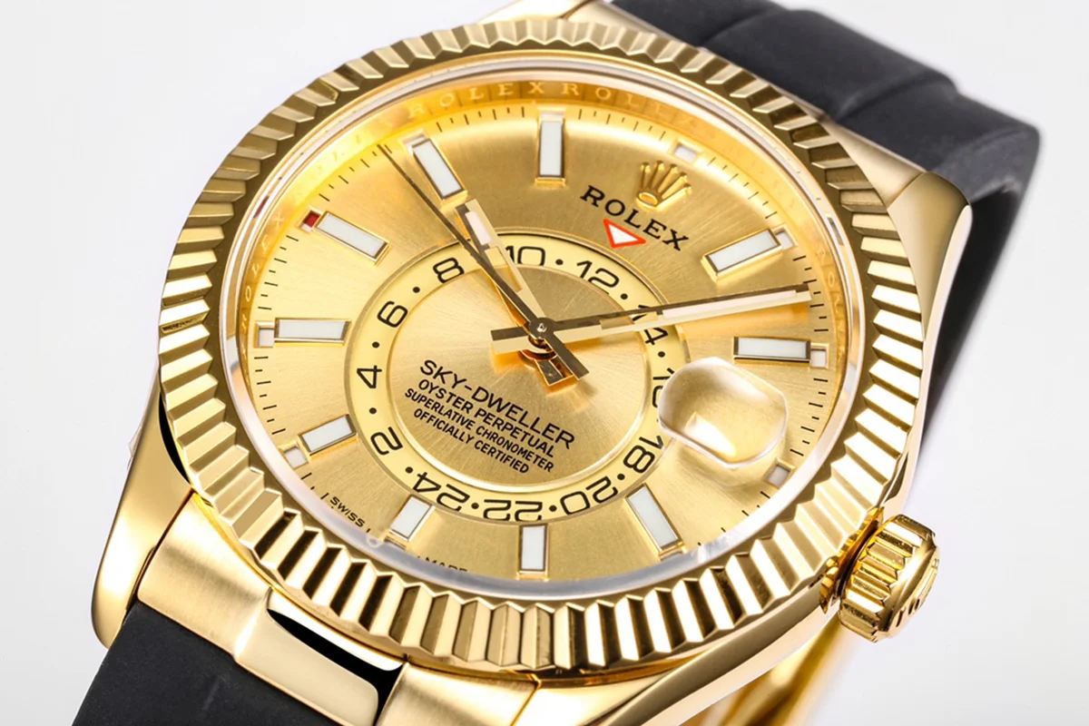 Sky-Dweller 326938 Champagne Dial in Yellow Gold on Rubber Strap