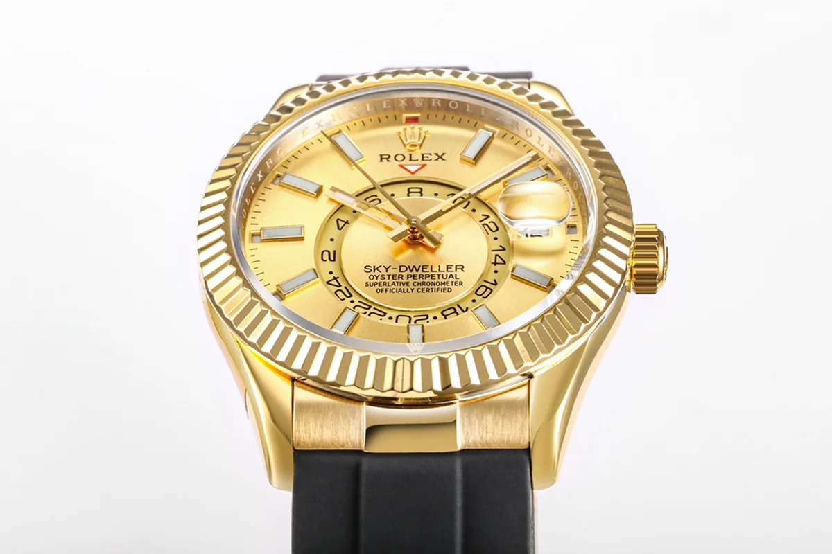 Sky-Dweller 326938 Champagne Dial in Yellow Gold on Rubber Strap